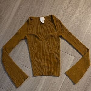 NWOT H&M Size S. Sweater Ribbed Long Sleeve. In A Rust Brown.